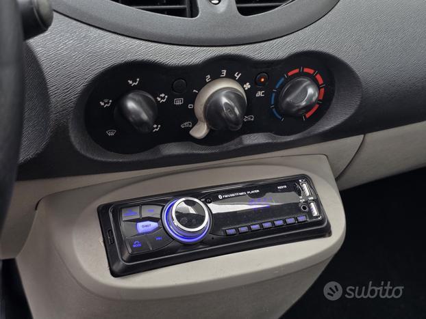 Renault Twingo 1.2i 58cv
