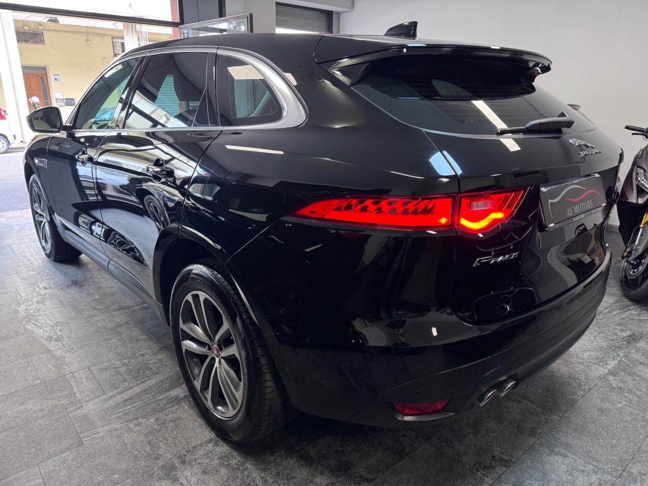 Jaguar F-Pace 2.0 D 180 CV AWD R-Sport Tetto Panoramico