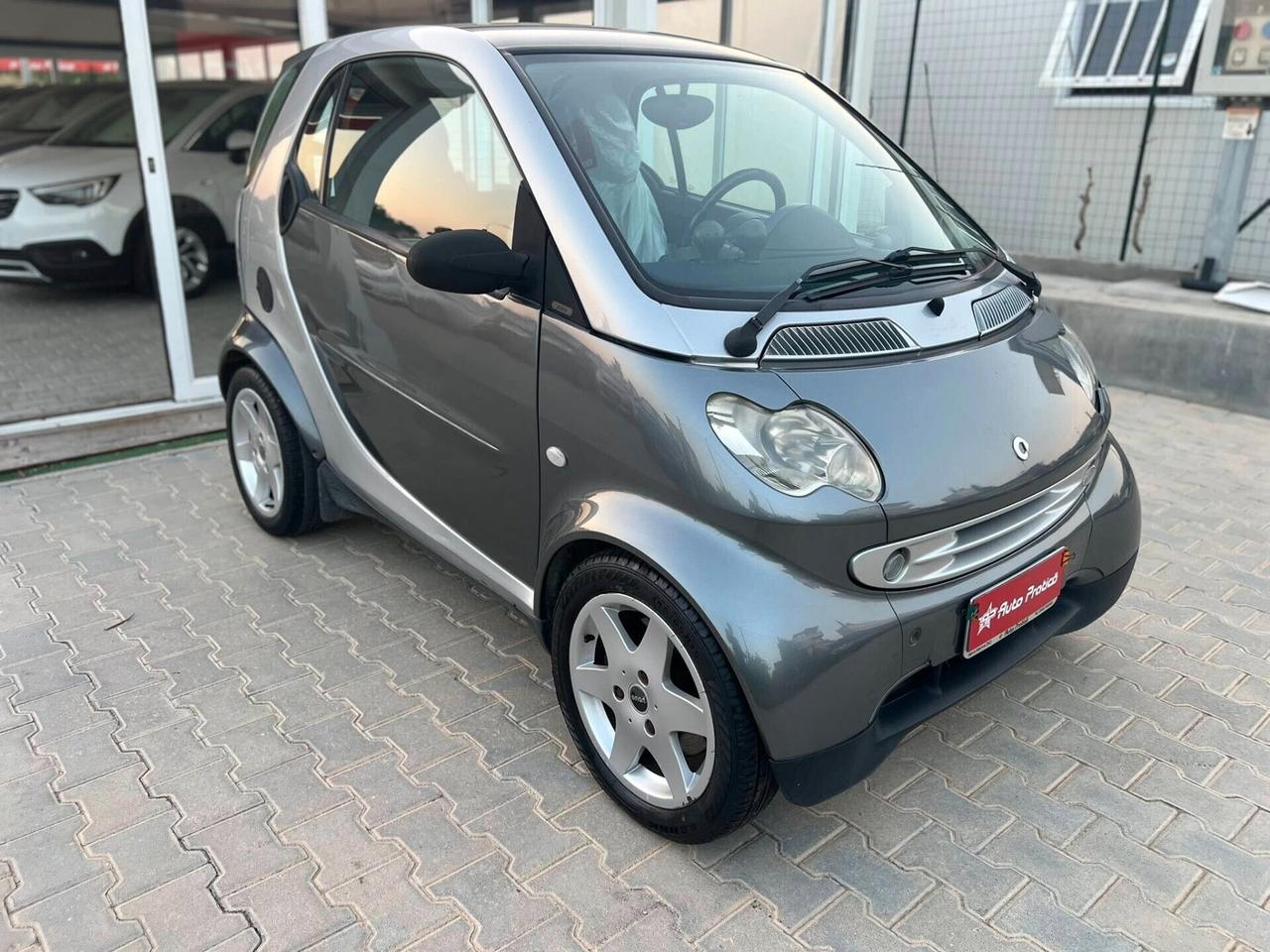 Smart 800 city-coupé passion cdi OK NEOPATENTATI