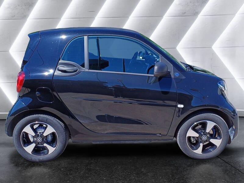 smart fortwo eq Passion 22kW