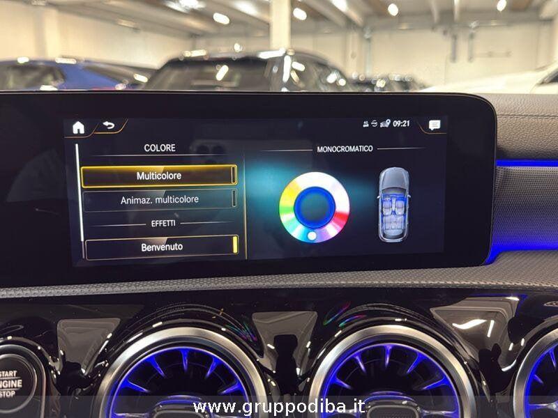 Mercedes-Benz Classe A - W177 2018 Diesel A 180 d Premium Night edition auto