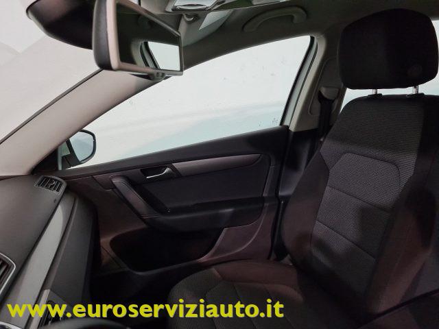 VOLKSWAGEN Passat VARIANT. 1.6 TDI DSG Comfortline