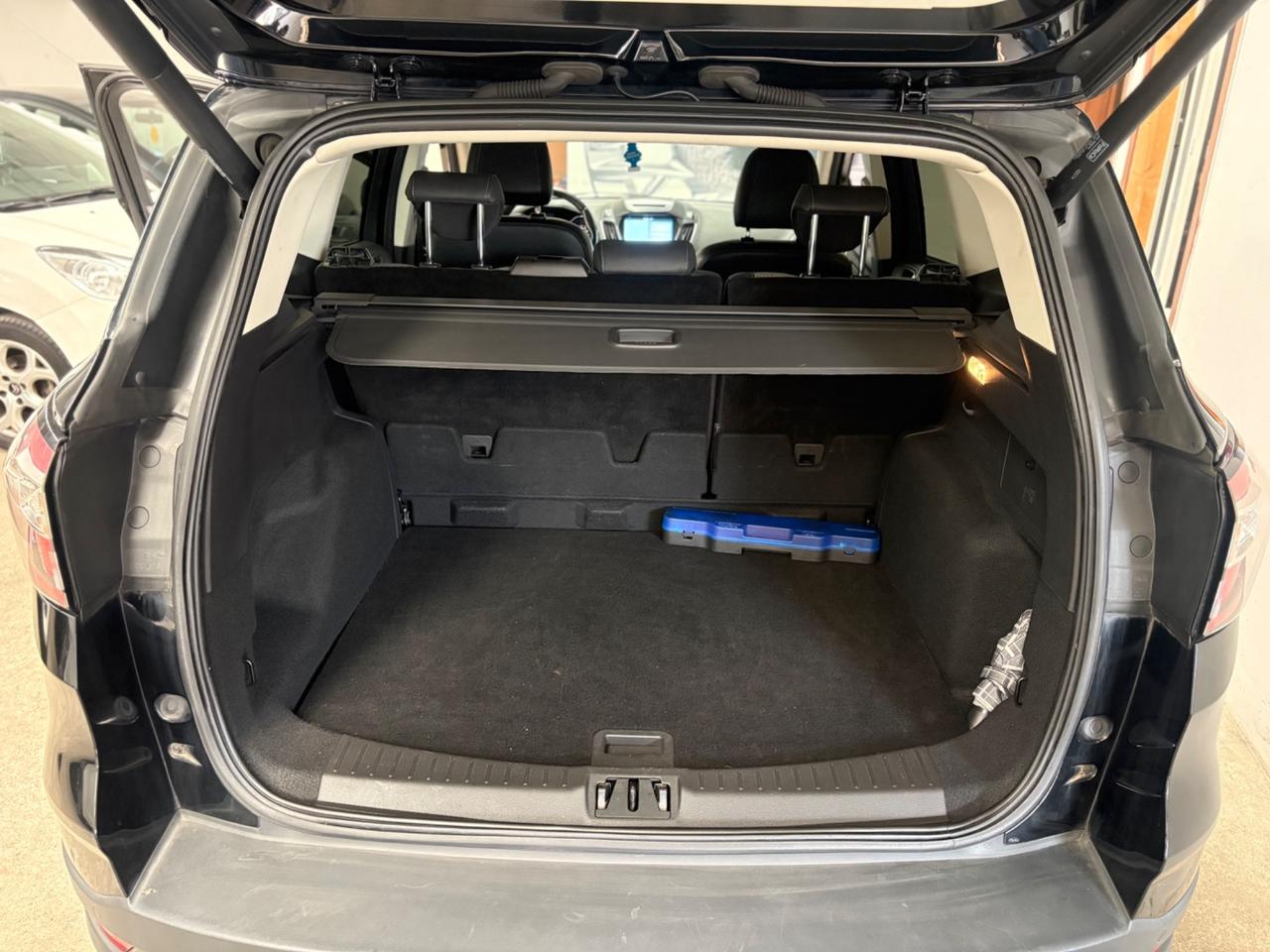 Ford Kuga 1.5 TDCI 120 CV S&S 2WD Titanium