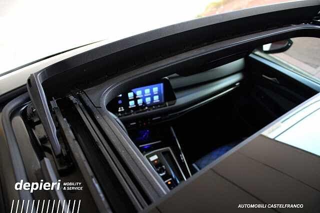 Volkswagen Golf R 2.0 TSI R DSG 4Motion Akrapovic