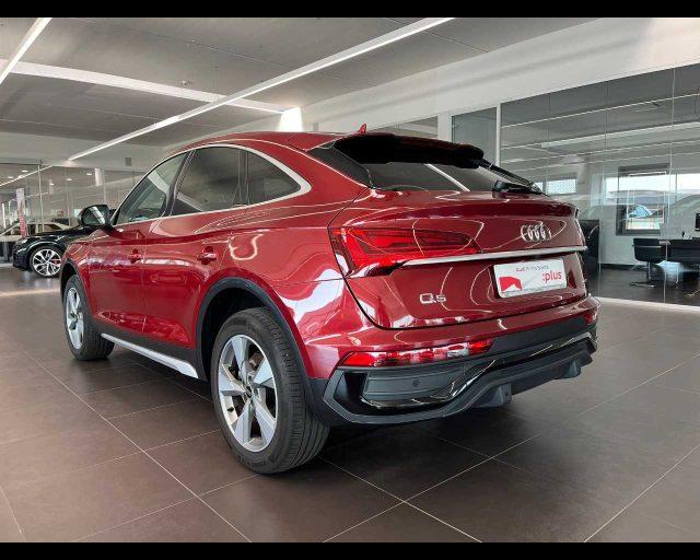 AUDI Q5 SPB 40 TDI quattro S tronic Business Advanced