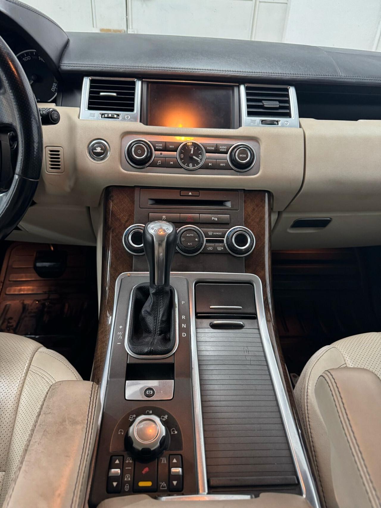 Land Rover Range Rover Sport Range Rover Sport 3.0 SDV6 SE