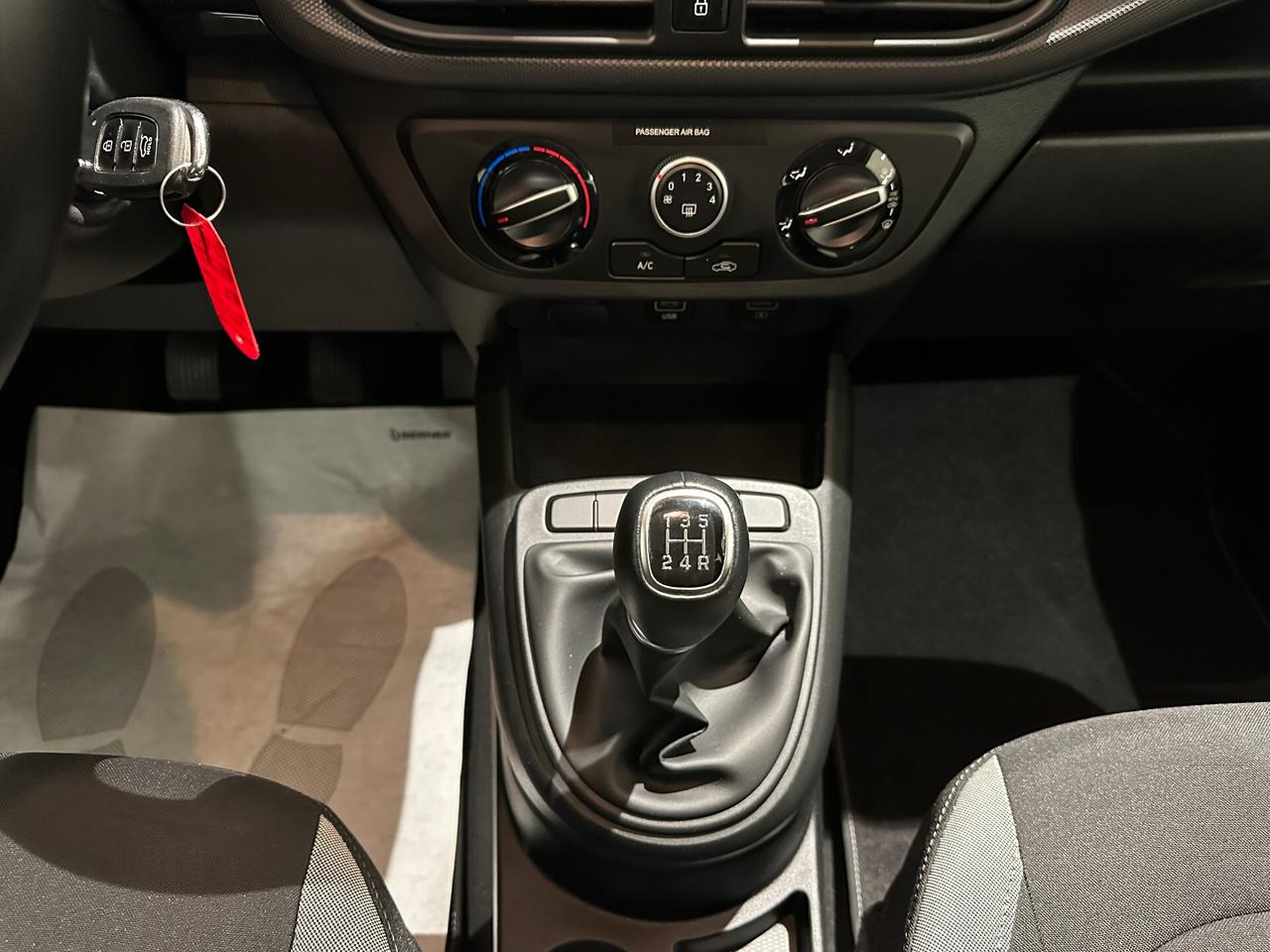Hyundai i10 1.0 MPI Tech 67 CV - 2022