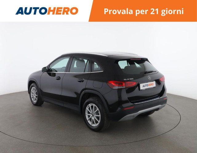 MERCEDES-BENZ GLA 180 Automatic Executive