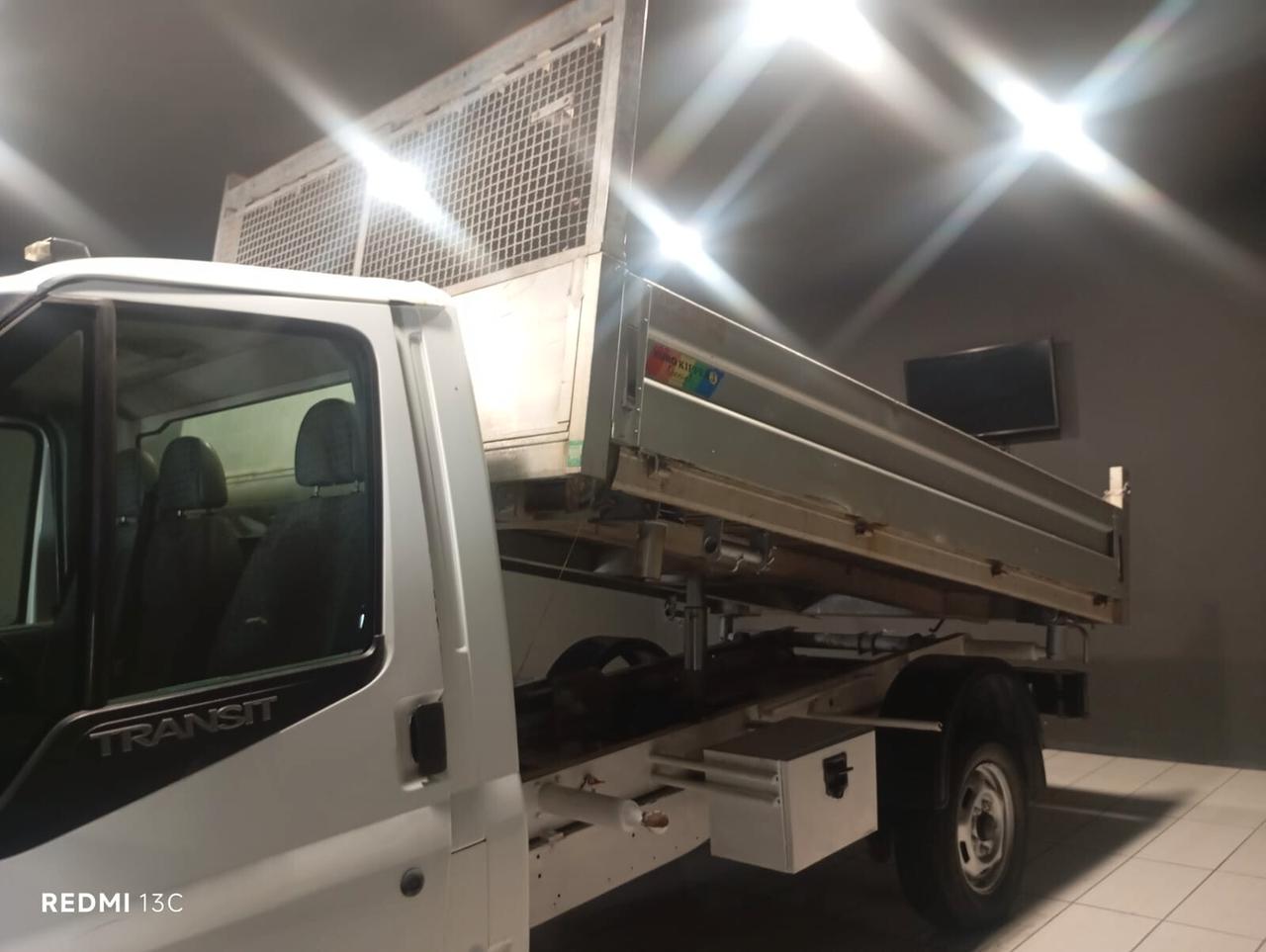 FORD TRANSIT RIBALTABILE TRILATERALE 4X4 DEL 2010