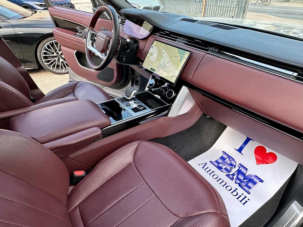 LAND ROVER RANGE ROVER P530 AUTOBIOGRAPHY