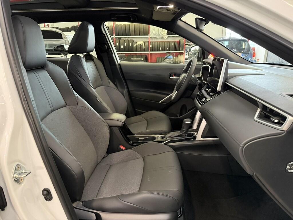 Toyota Corolla Cross 2.0 VVT-iE Hybrid Lounge 2WD E-CVT