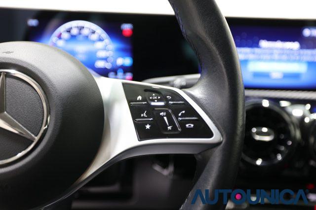 MERCEDES-BENZ A 180 D AUTOMATIC EXECUTIVE PACCHETTO NIGHT FARI LED