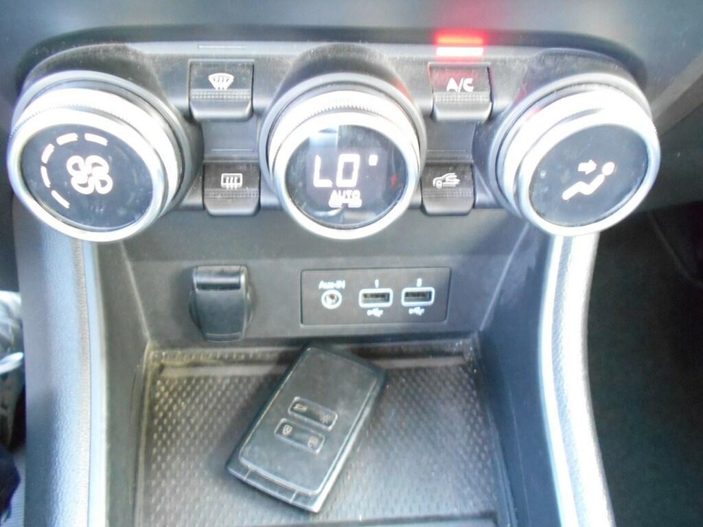 Renault Captur 1.6 Hybrid Intens E-Tech Auto