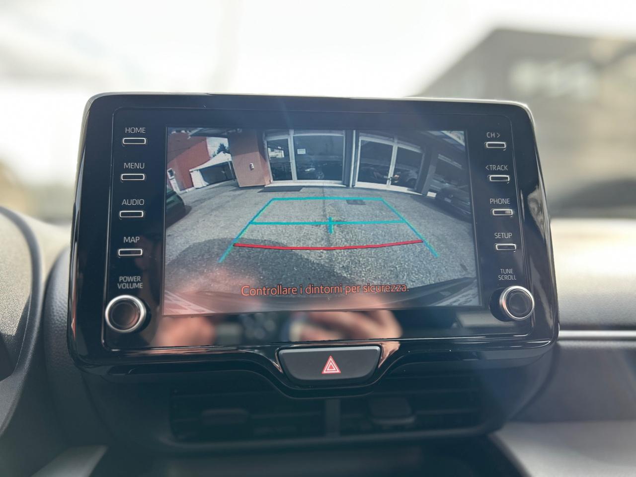 Toyota Yaris Cross 1.5h Business 116cv e-cvt