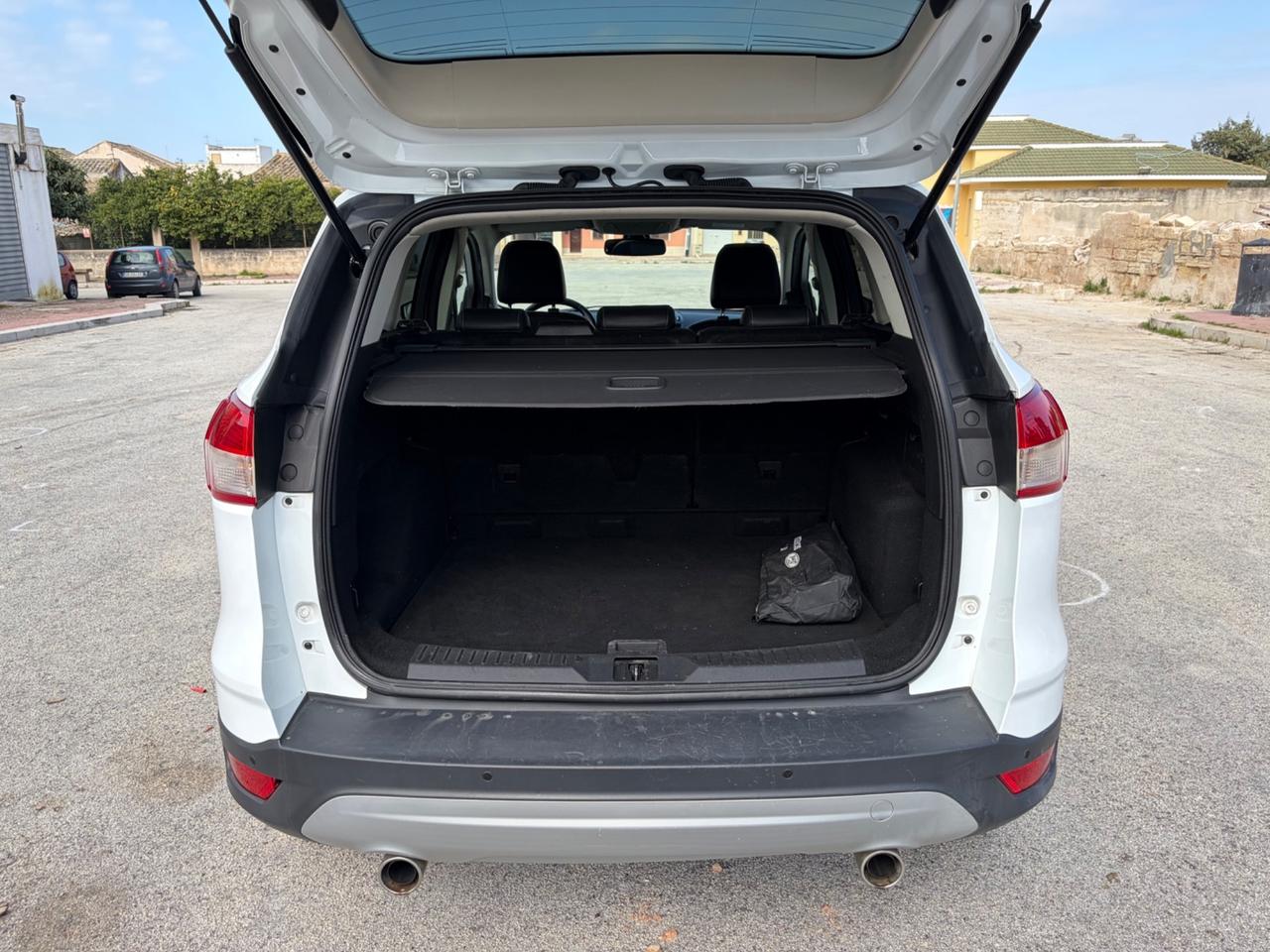 Ford Kuga 2.0 TDCI 115 CV 2WD Titanium