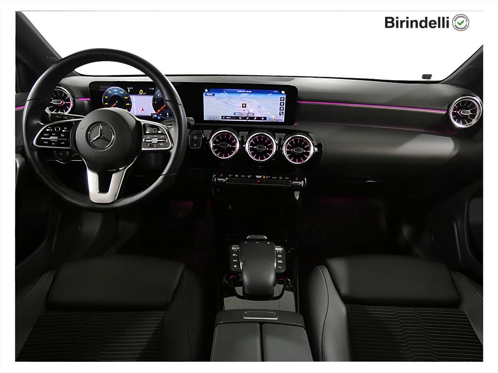 Mercedes-Benz Classe A (W177) - A 180 d Automatic Business Extra