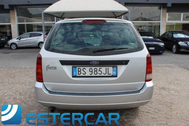 FORD Focus 1.6i 16V cat SW Ghia