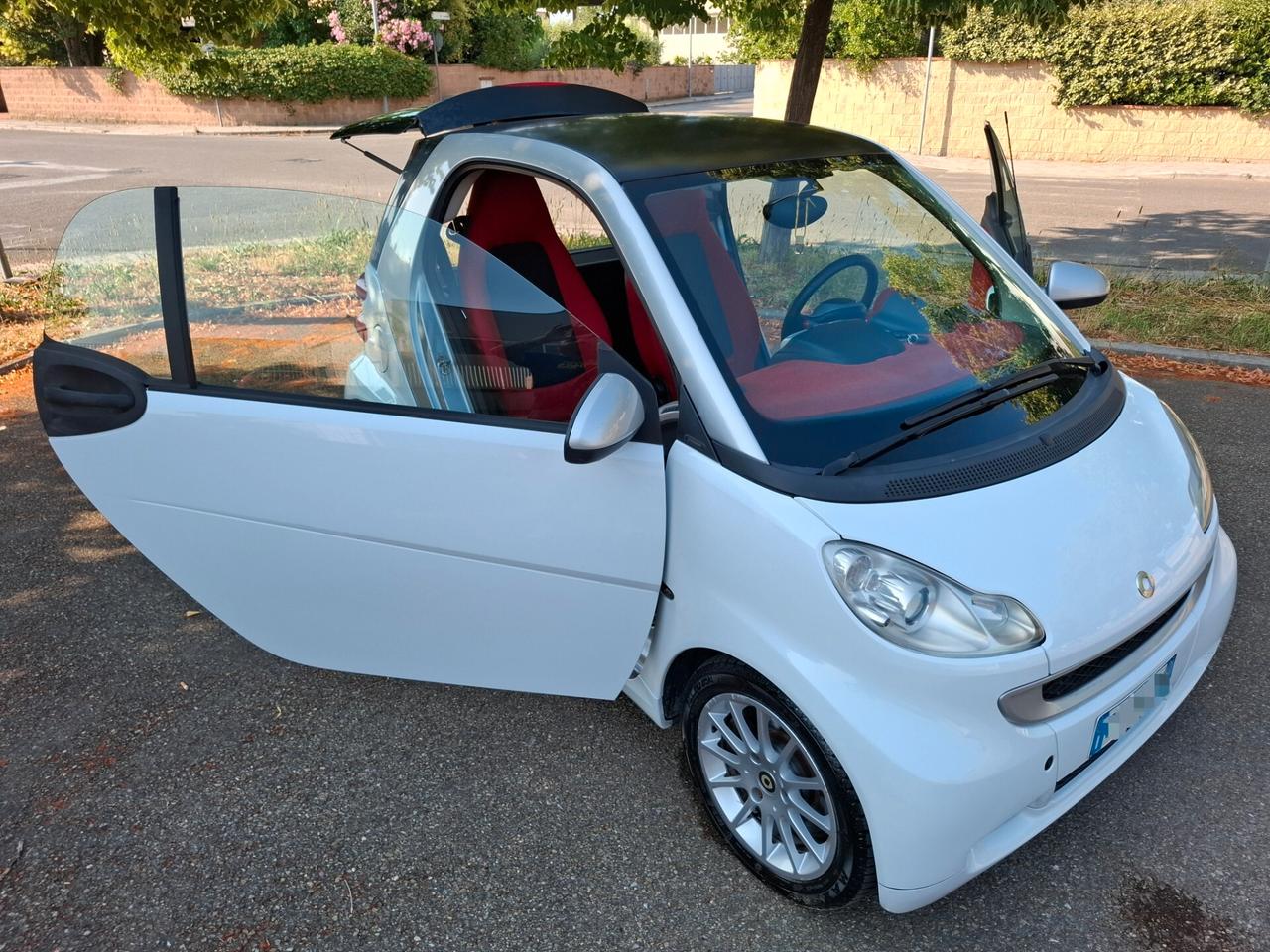 Smart ForTwo 1000 52 kW MHD coupé passion