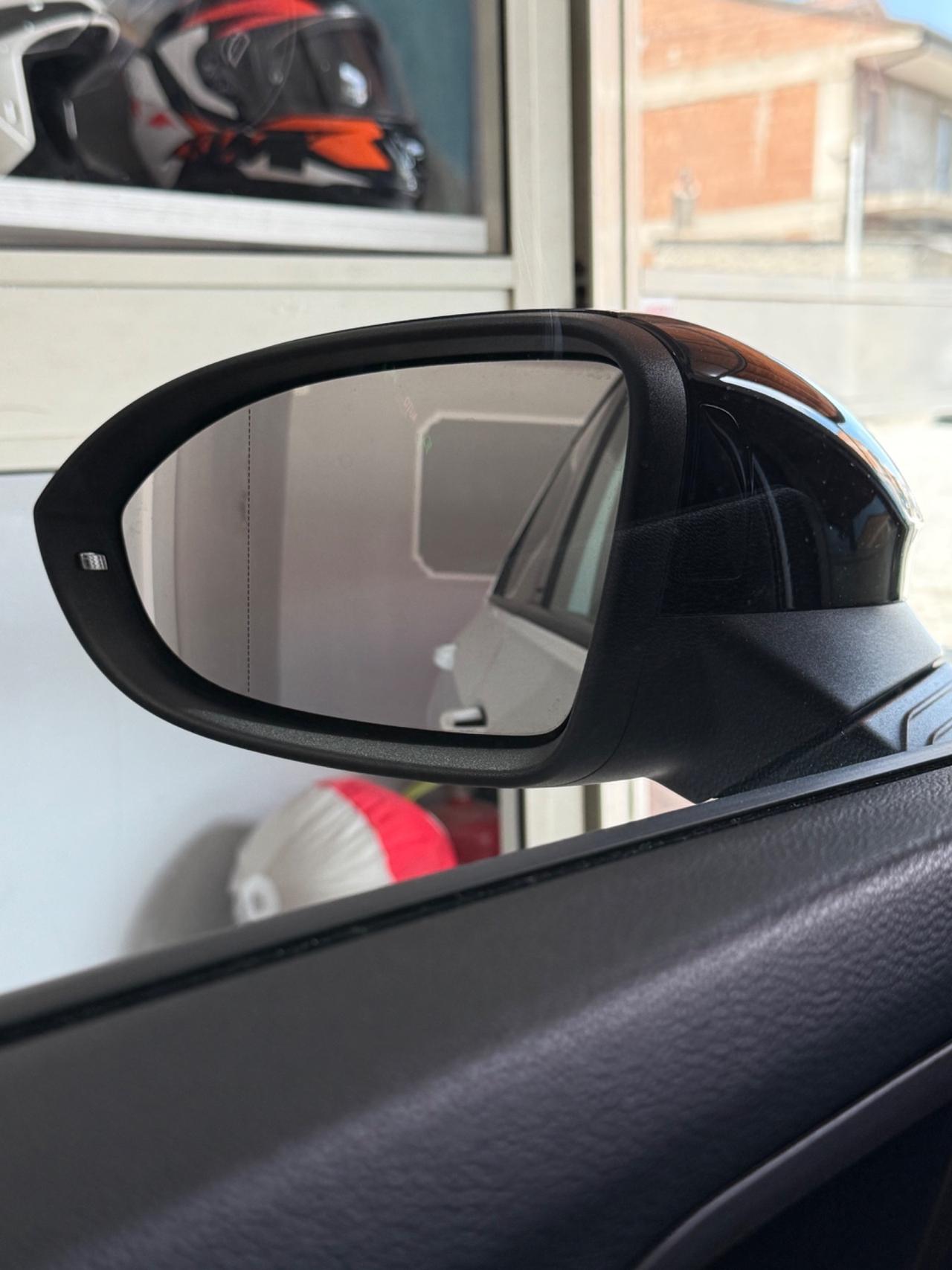 Volkswagen Golf GTI Golf 2.0 TSI GTI DSG
