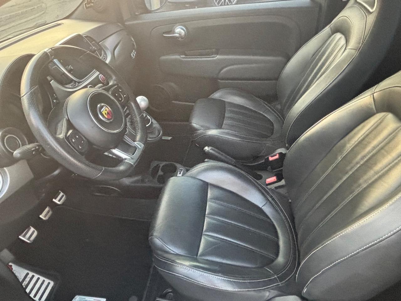 Abarth 595 1.4 Turbo T-Jet 165 CV Turismo