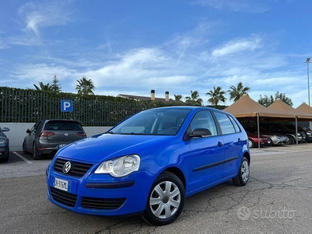 Volkswagen Polo 1.2 Benz. 70cv 5p. 100.000km