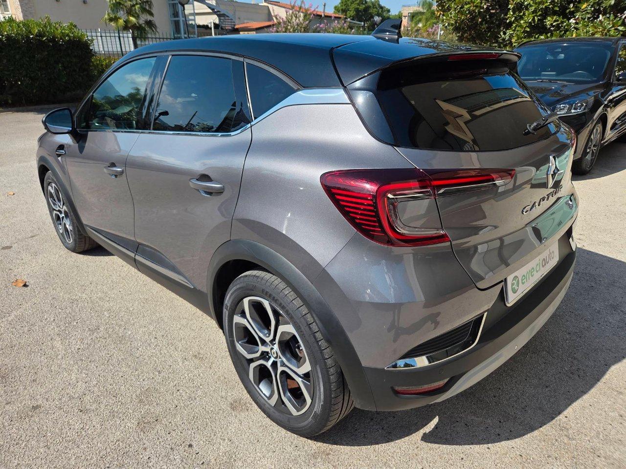 Renault Captur 1.6 E-Tech full hybrid Techno 145cv auto
