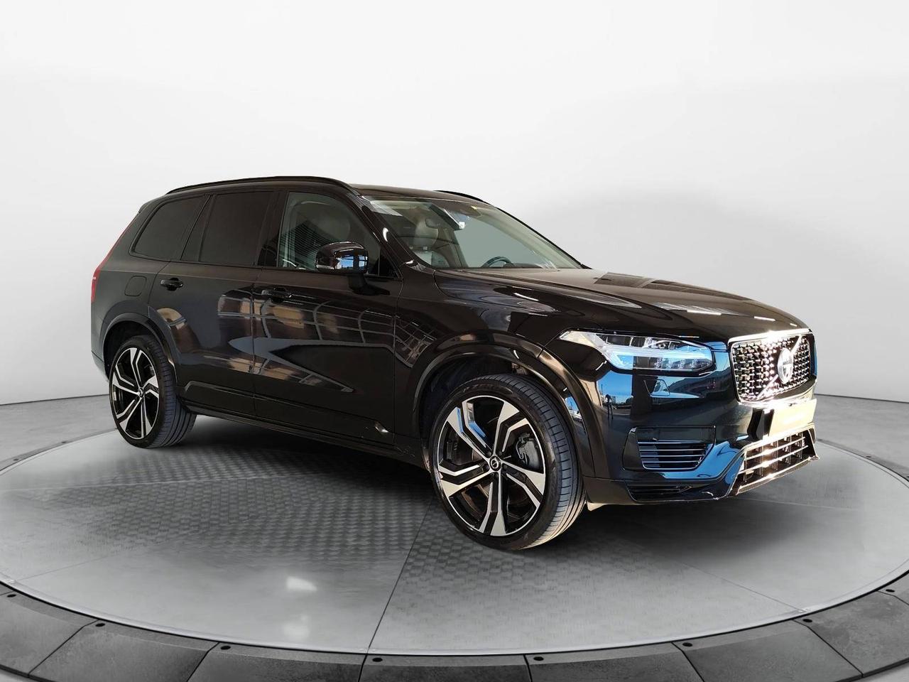 Volvo XC90 2.0 t8 phev R-design awd 303cv 7 Posti