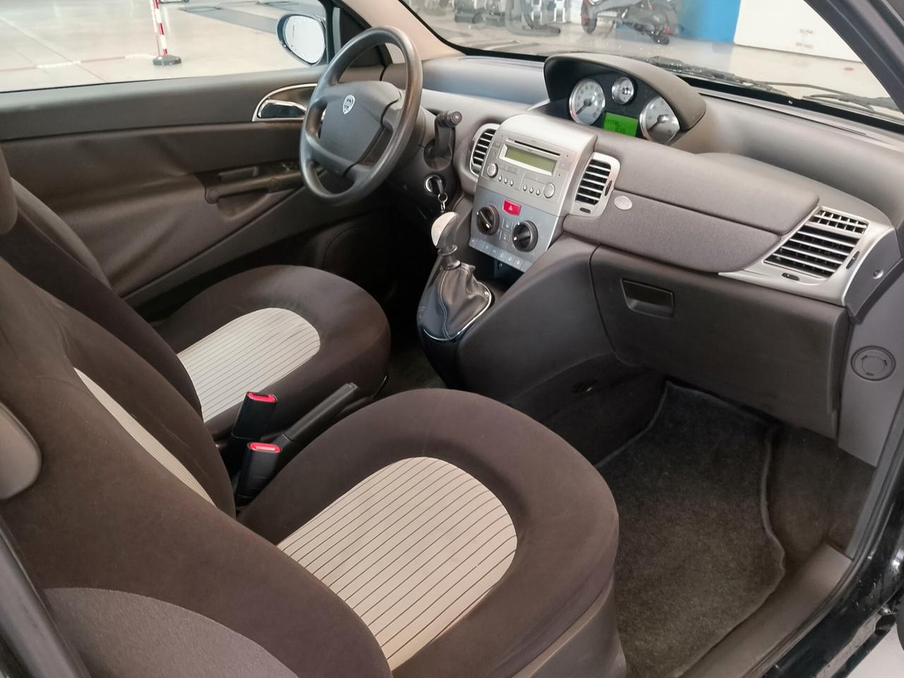 Lancia Ypsilon 1.2 benzina - FRIZIONE NUOVA