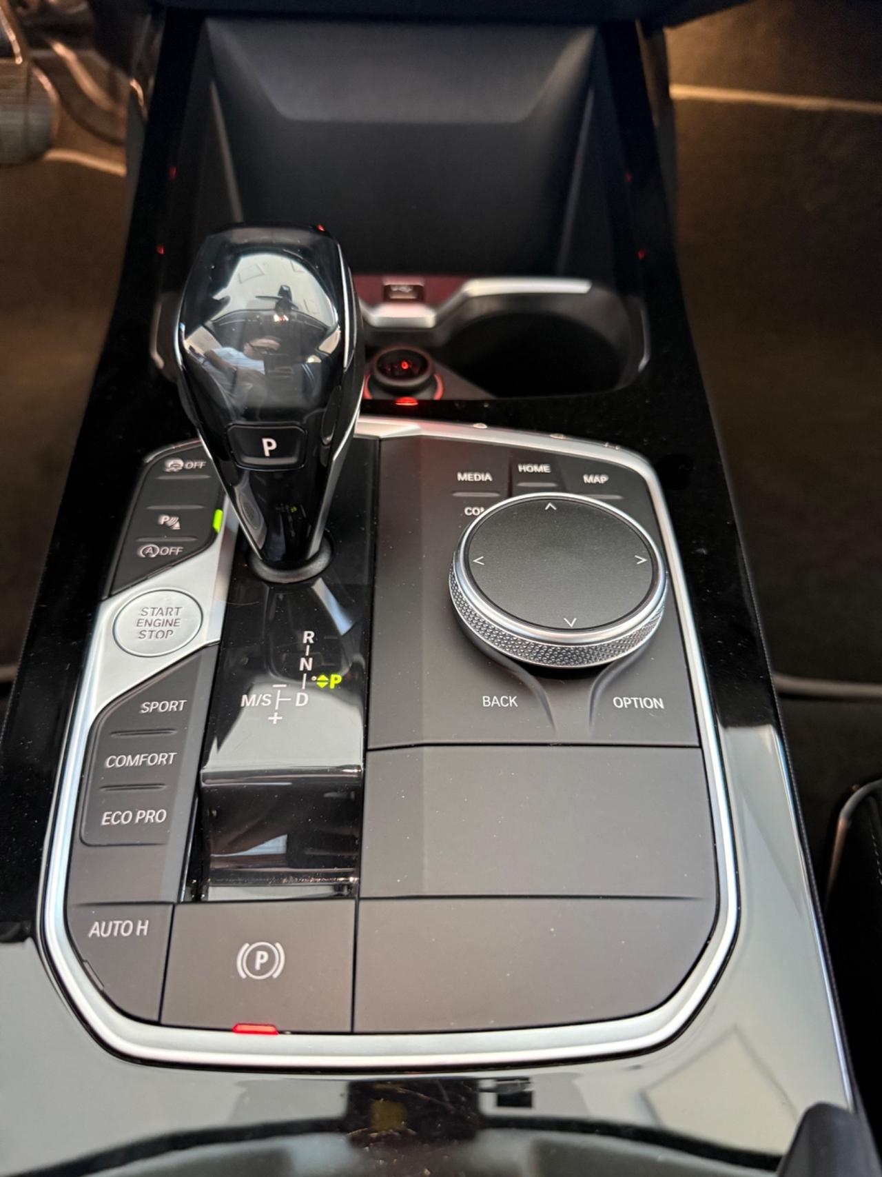 Bmw 118 d SPORT CON APPLE CARPLAY,VIRTUAL COCKPIT,NAVI,FULL LED,AZIENDALE BMW,KM CERTIFICATI