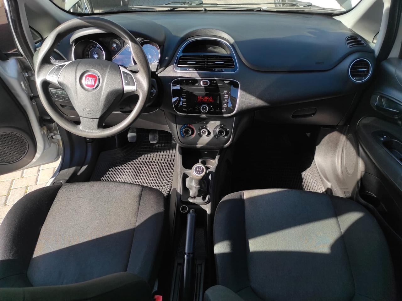 Fiat Punto 1.3 MJT II 75 CV Street