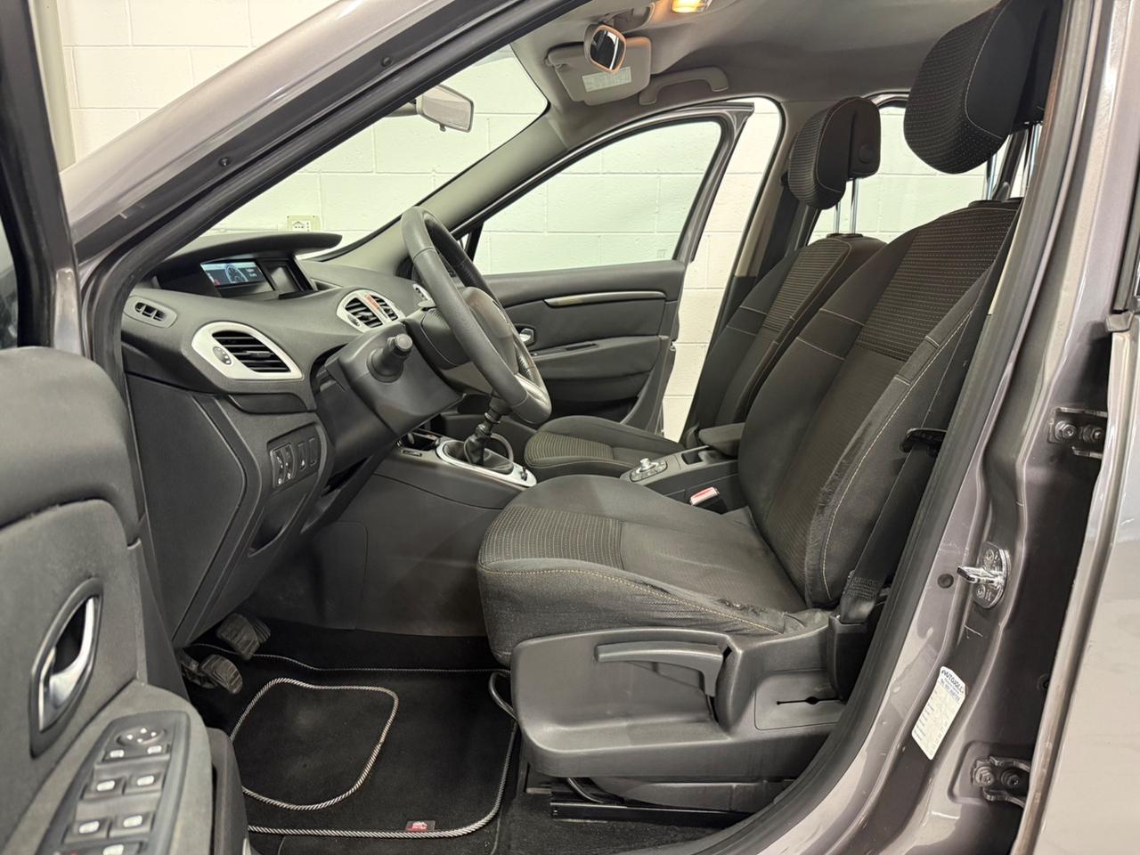 Renault Scenic Scénic 1.5 dCi 110CV Attractive