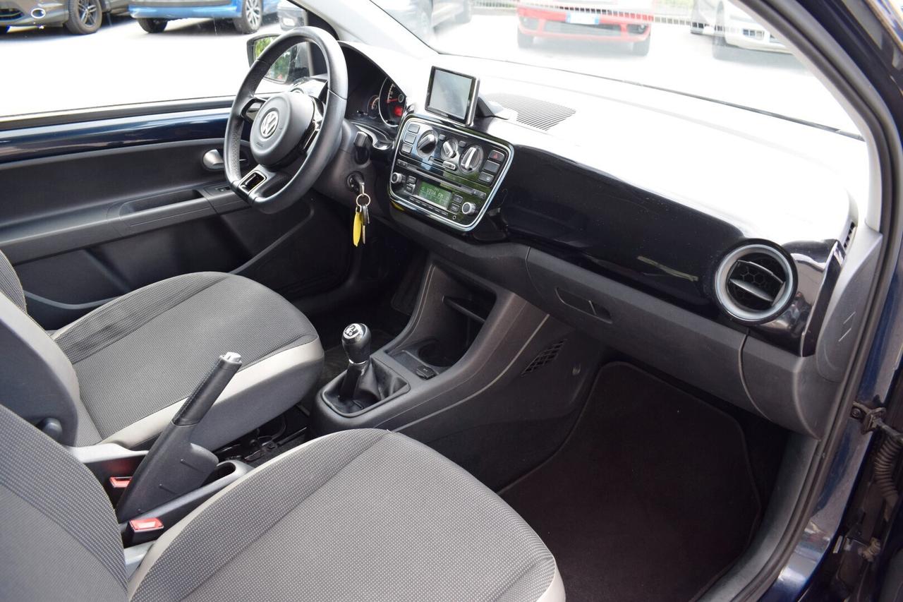 Volkswagen UP! High 1.0 60cv 3p