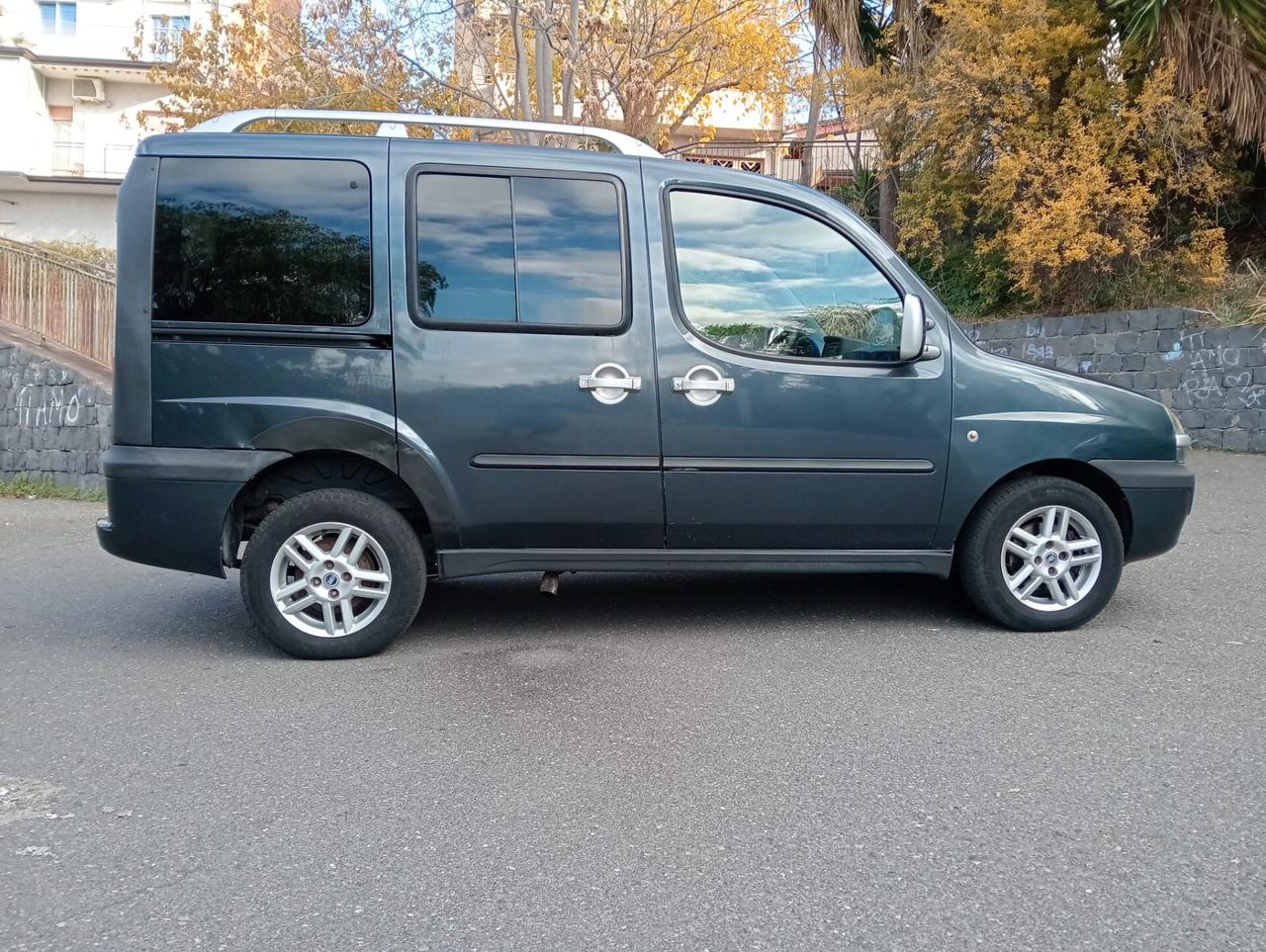 Fiat Doblo Pianale ribassato con rampa disabili in carrozzina