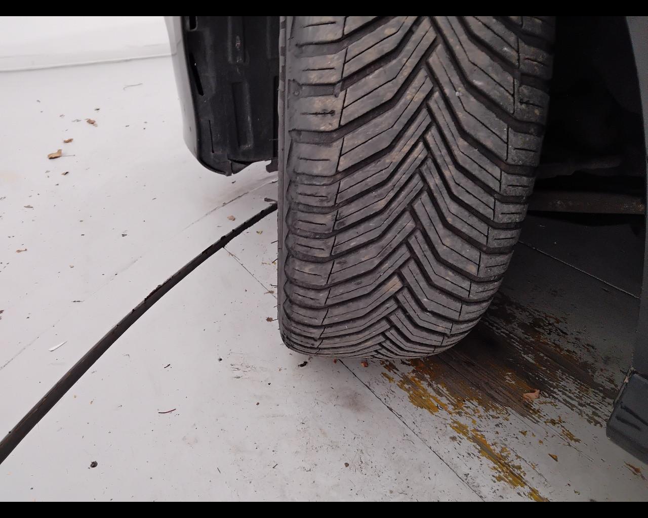 Mercedes-Benz Classe B - T246 - B 200 d Premium Next auto