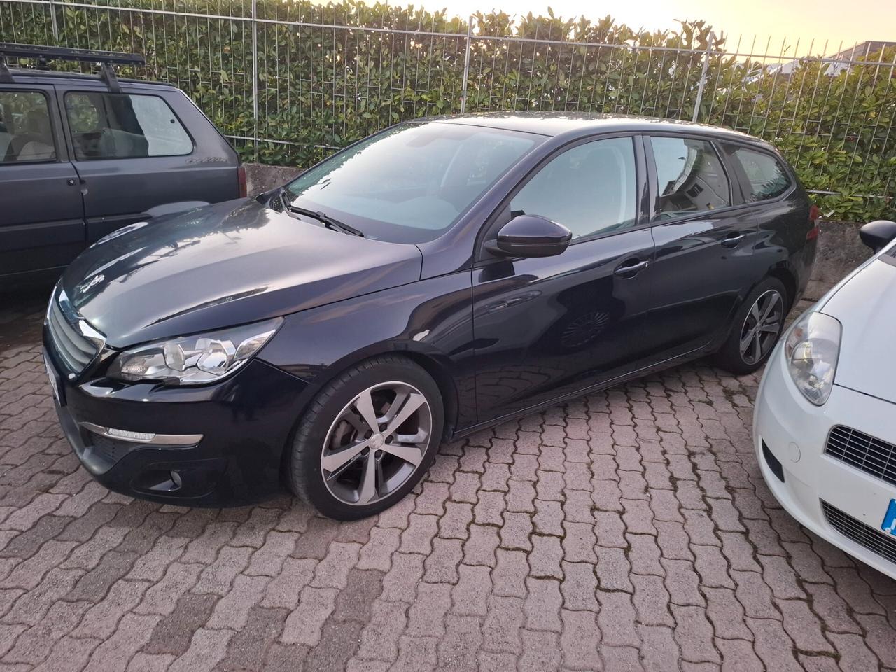 Peugeot 308 1.6 HDi 92 CV Active