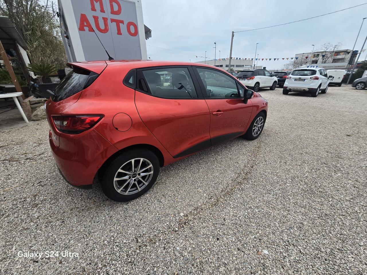 Renault Clio 1.5 dCi 8V 75CV garanzia