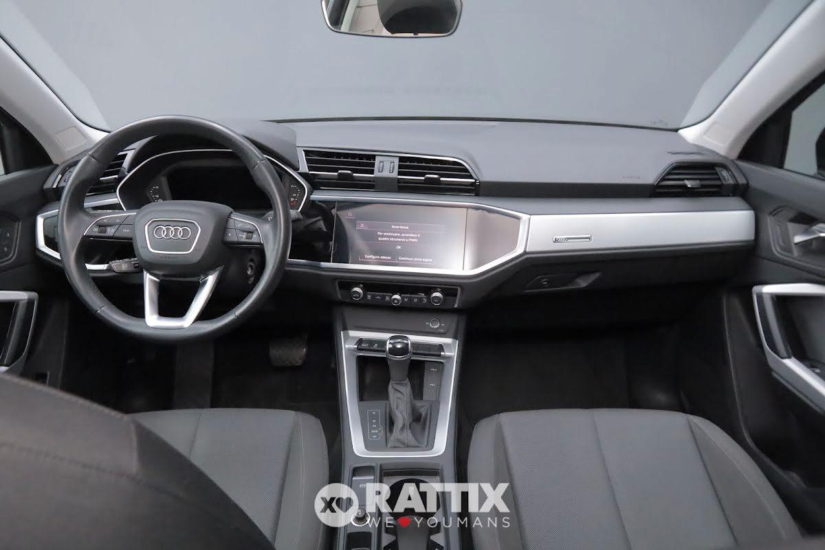 Audi Q3 45 1.4 tfsi e Business s-tronic
