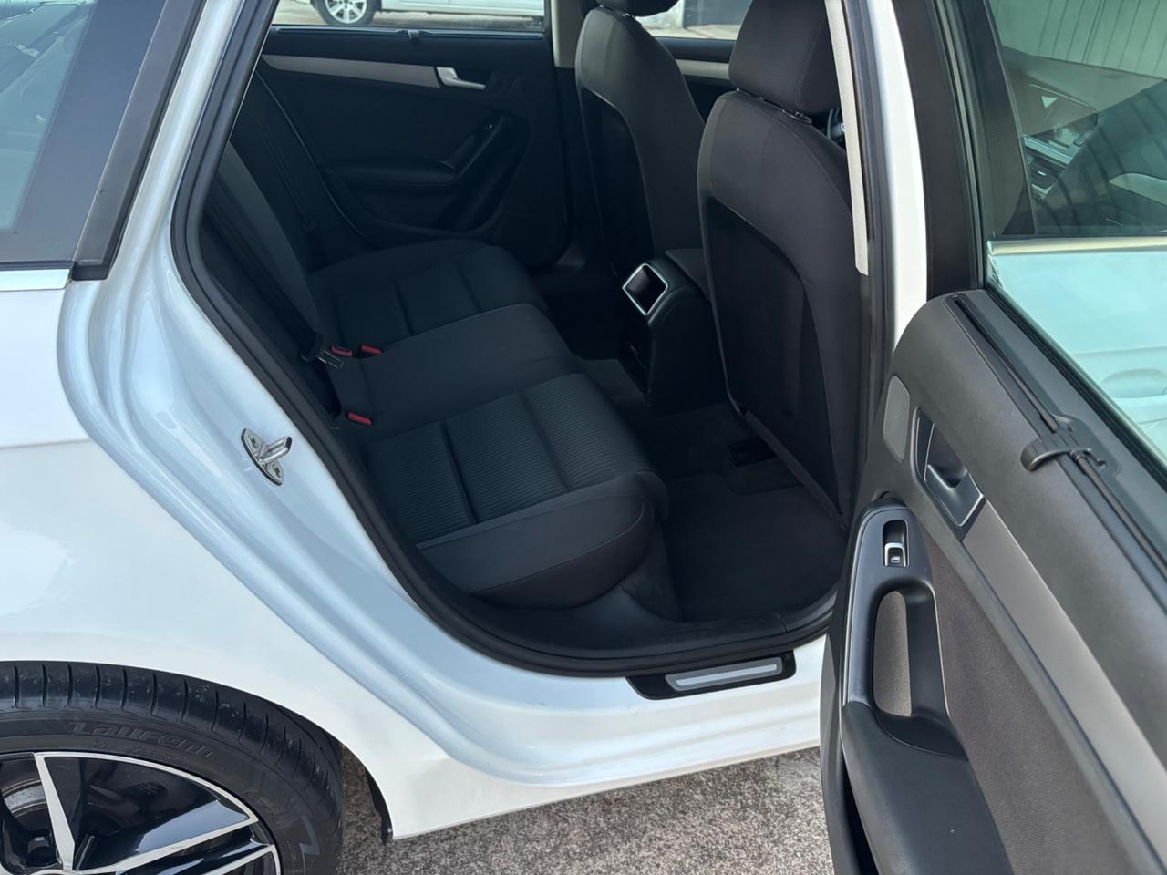 Audi A4 Avant 2.0 TDI 150 CV. Garanzia 12 mesi