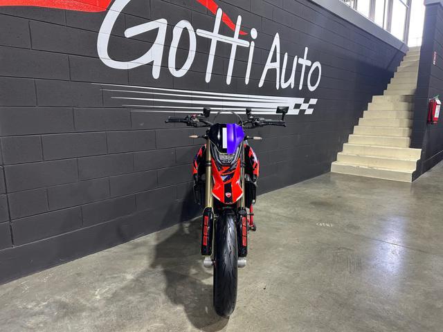DUCATI Hypermotard 698 PARI AL NUOVO