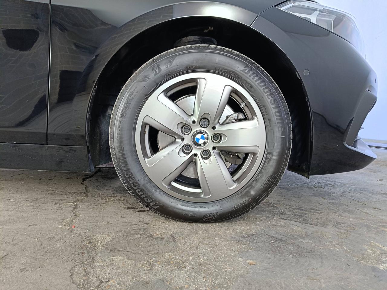 BMW Serie 1 F40 - 118d Business Advantage auto