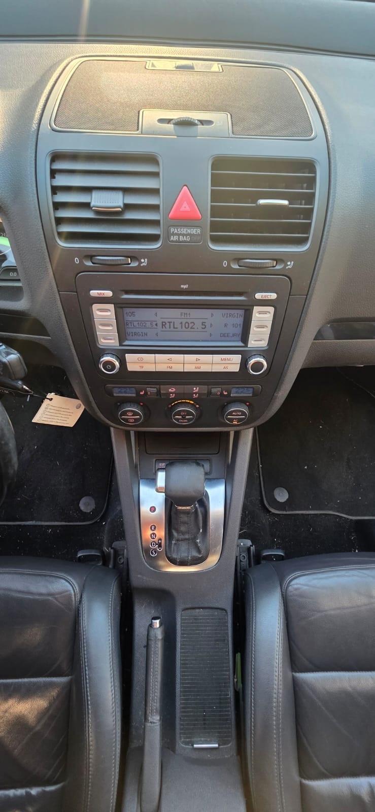 Volkswagen Golf 2.0 TDI DPF DSG Gt-line 5p