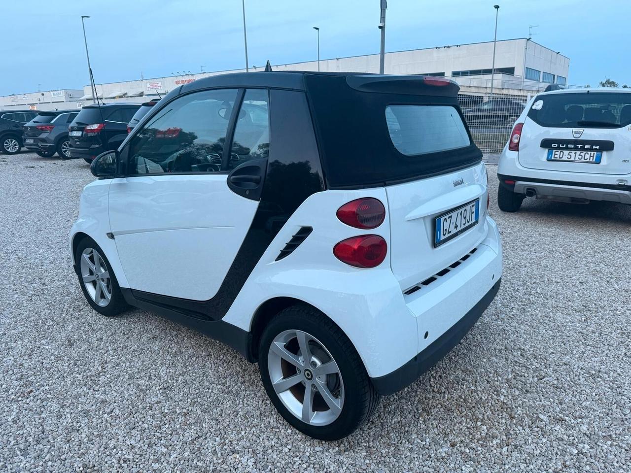 Smart ForTwo 800 40 kW cabrio pulse cdi
