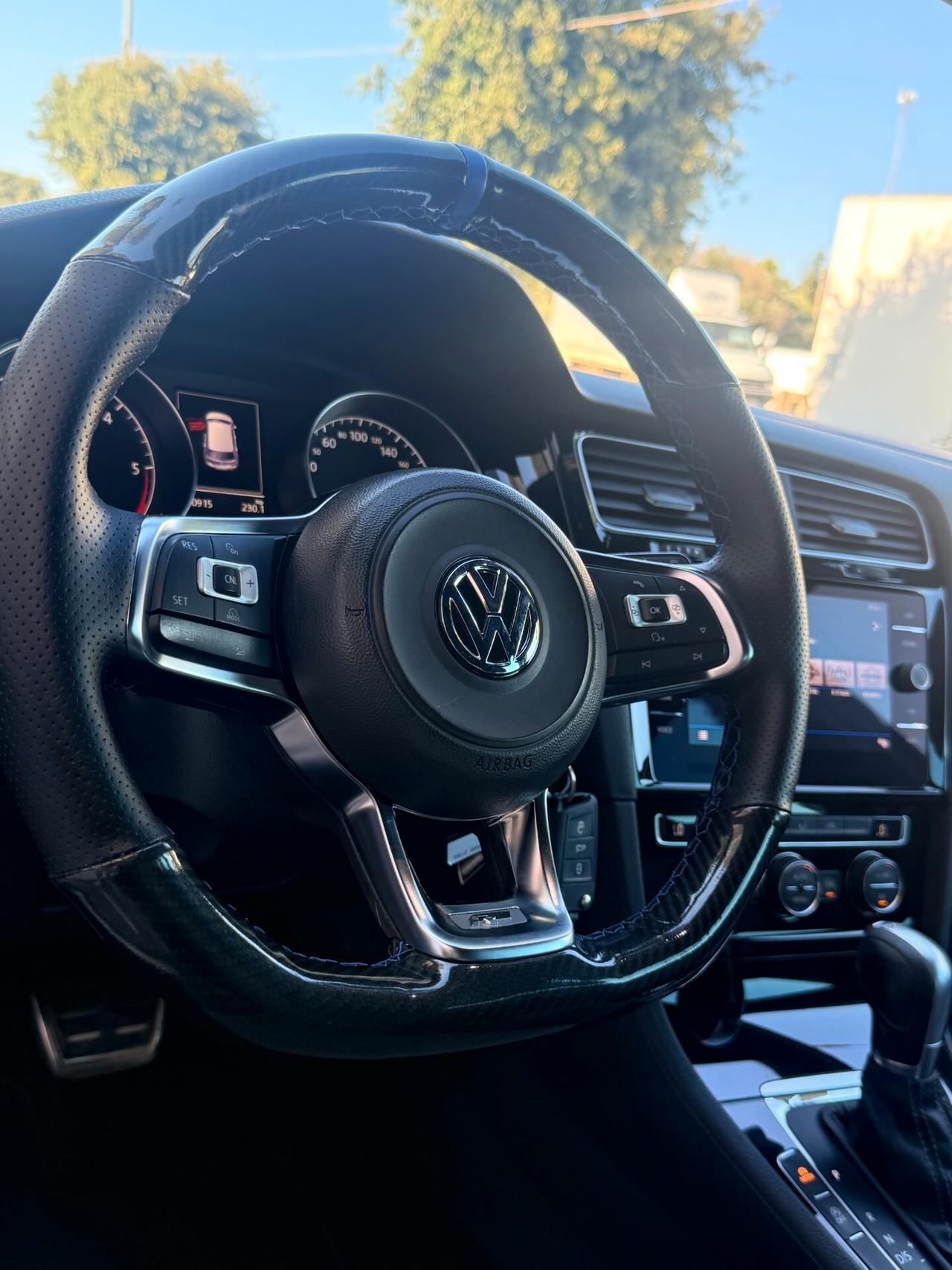 Volkswagen Golf 5p 1.6 tdi Highline 110cv dsg. R-LINE ,APPLE CARPLAY,ANDROID AUTO,BLUETOOTH,NAVI,FARI LED