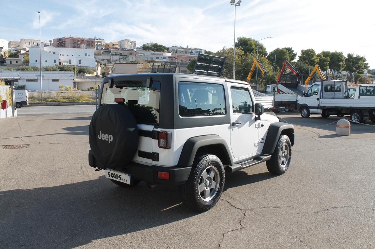 Jeep Wrangler 2.8 CRD DPF Sport Auto