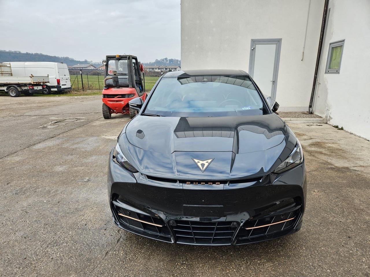 CUPRA Tavascan 77kWh rwd START INCIDENTATA