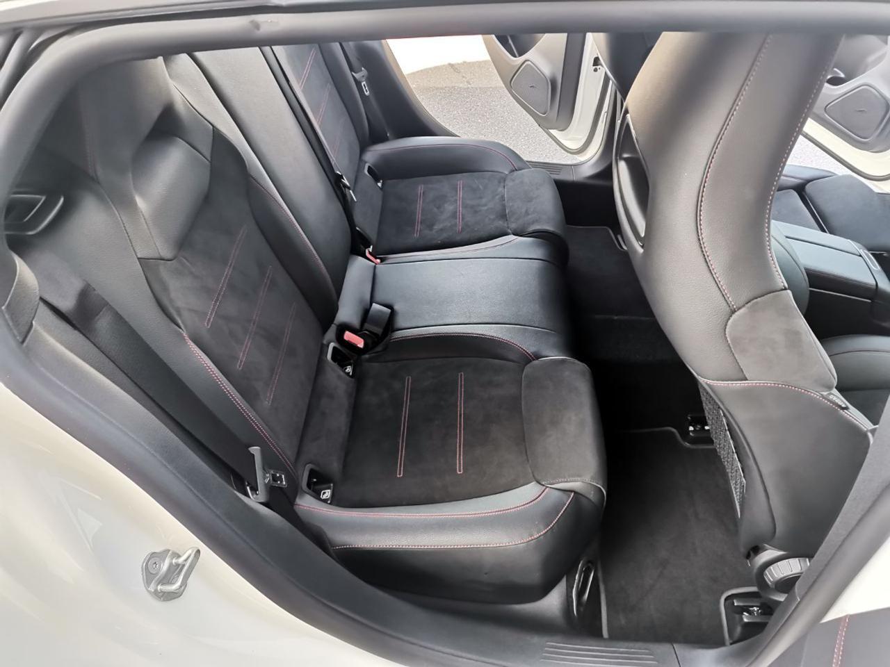 Mercedes-Benz CLA 200 d Shooting Brake Premium