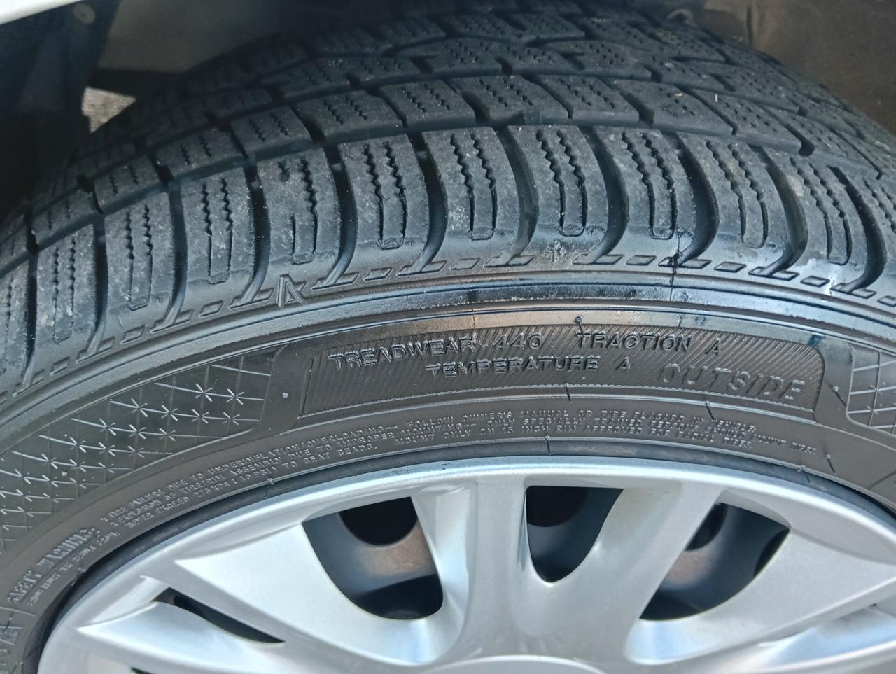 Lancia Ypsilon 1.2 69 CV 5 porte Gold