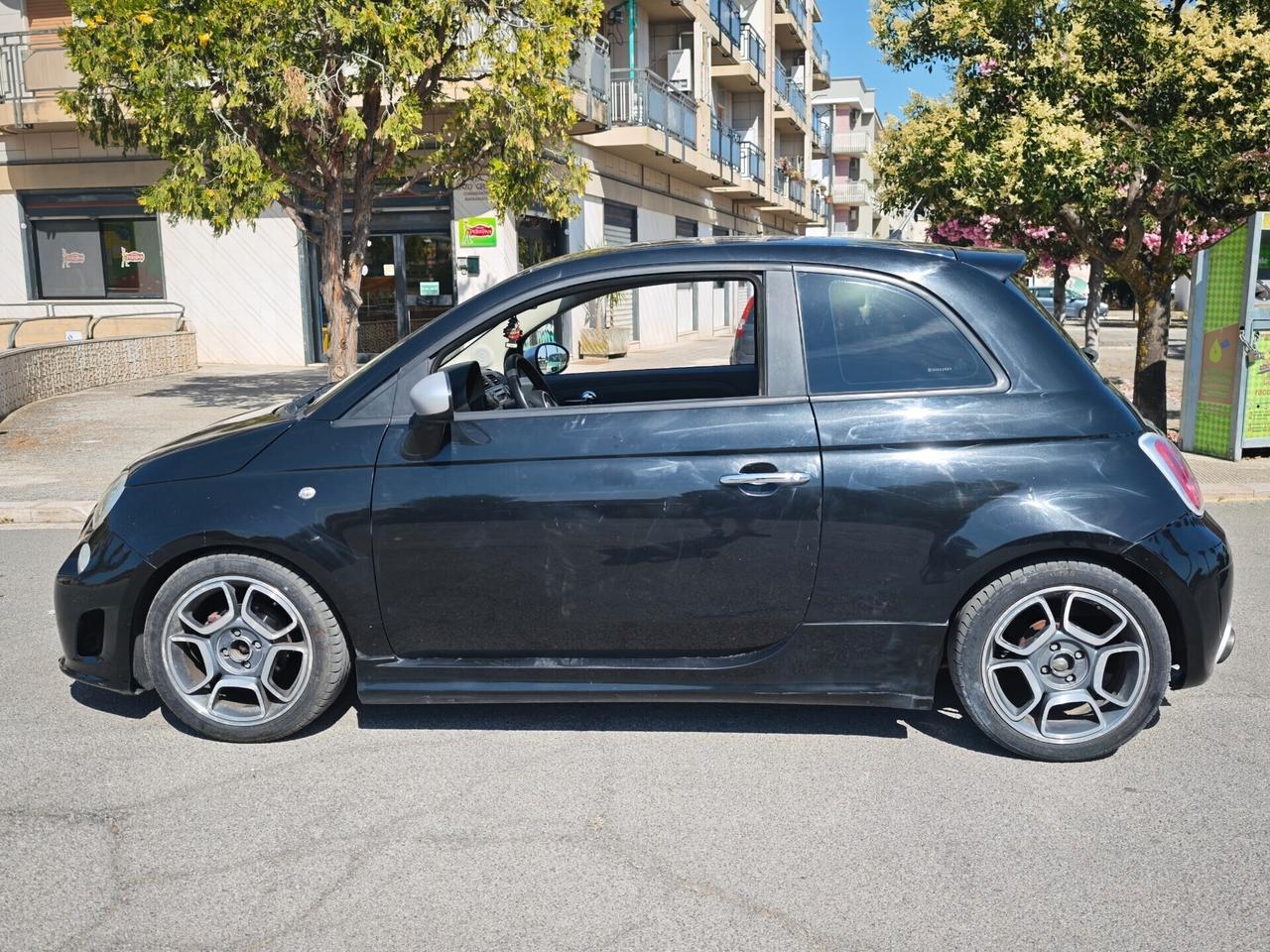 Fiat 500 1.3 mjet 75cv diesel Allestimento Abarth