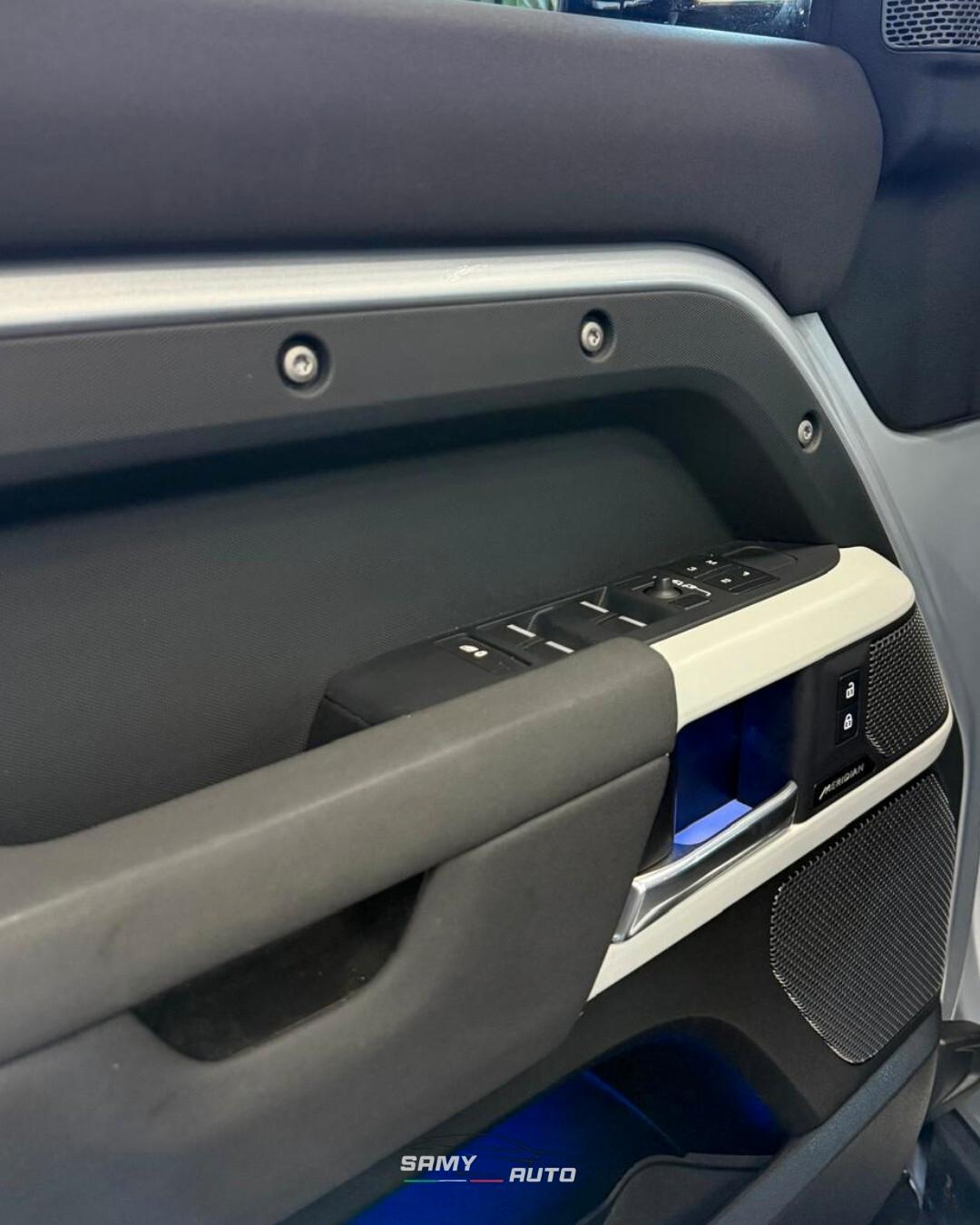 Land Rover Defender 90 3.0D I6 250 CV AWD Auto X-Dynamic HSE