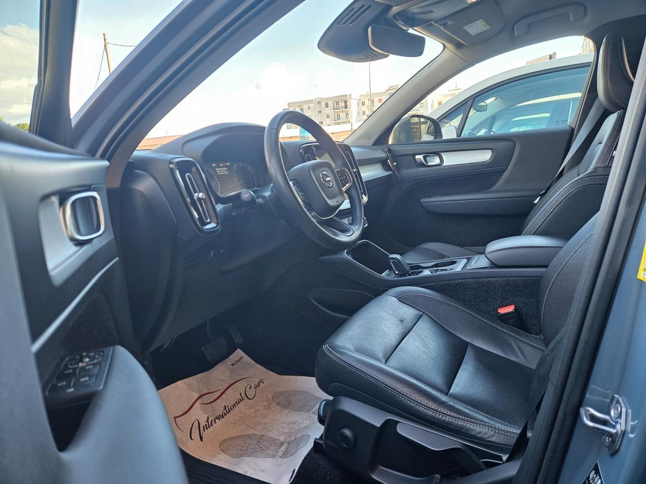 Volvo XC40 2.0 d3 Momentum geartronic N1